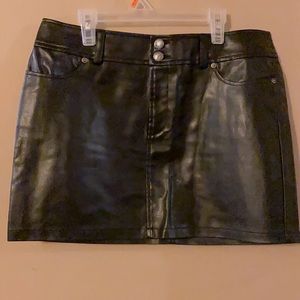 Black skirt Express size 7/8 “ leather like “